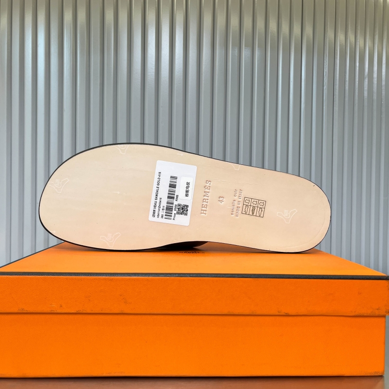 H**me5 slippers